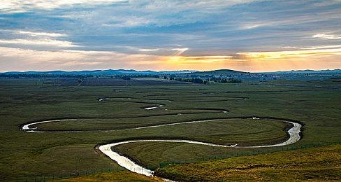 机甲策略游戏《Kriegsfront Tactics》面向PC公布